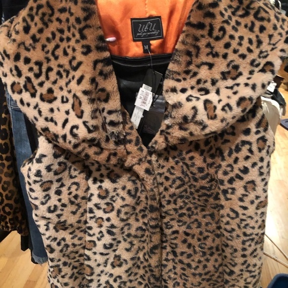 UBU medium leopard faux fur vest W/ hook & eye closure NWT - Picture 8 of 11